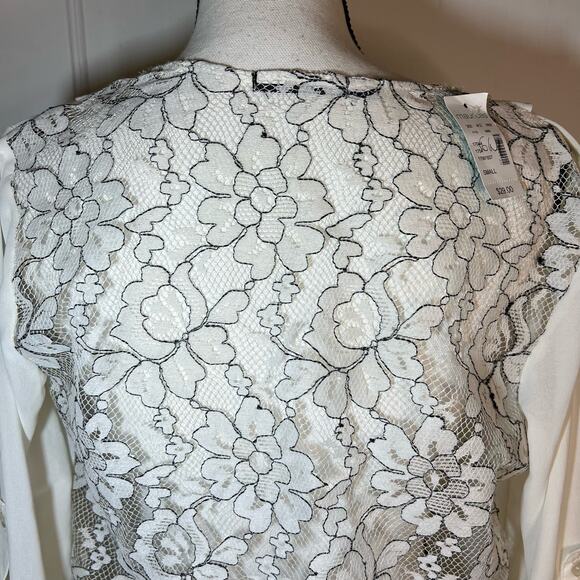 NWT Maurices White Chiffon Drape Front Blouse Lace Back Long Sleeve Size Small - Picture 3 of 9